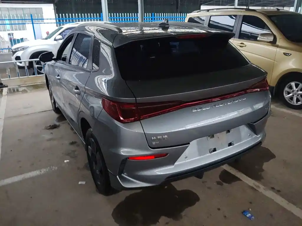 Фото 5 - BYD e2