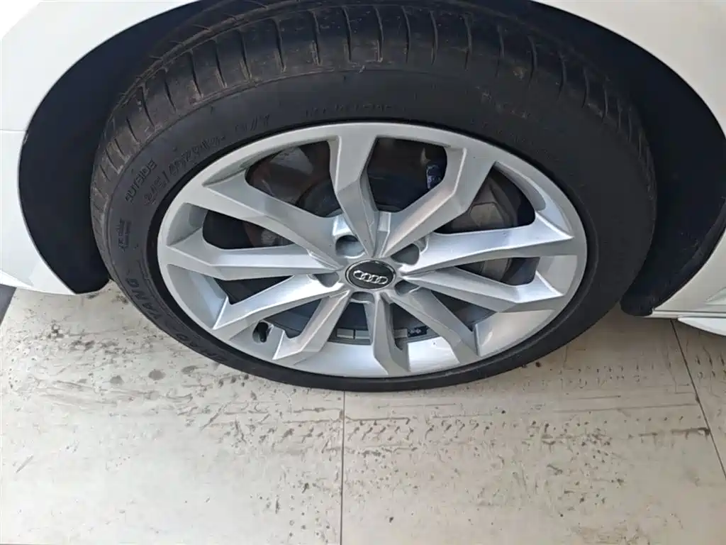 Audi A4L 2017 45 TFSI quattro Style Edition фото 23