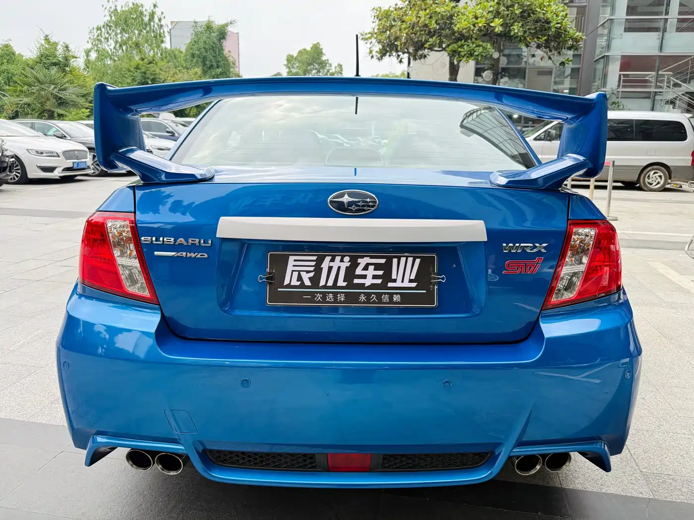 Subaru Impreza 2011 2.5T WRX STi Sedan фото 6