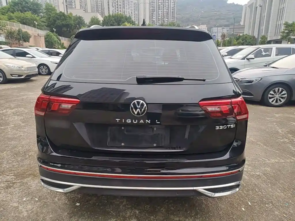 Фото 6 - Volkswagen Tiguan L