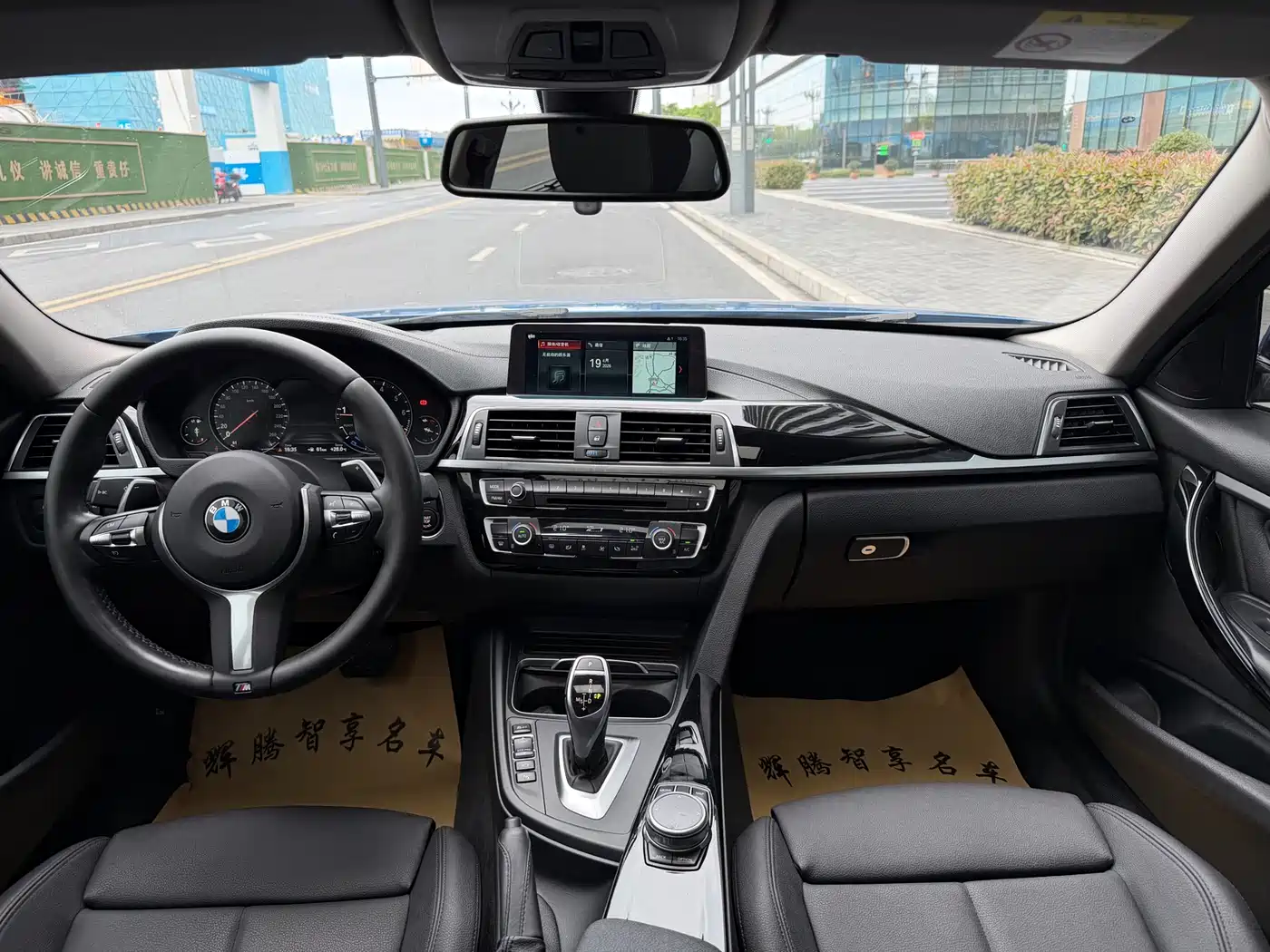 BMW 3 Series 2018 320Li Leading M Sport Package фото 21