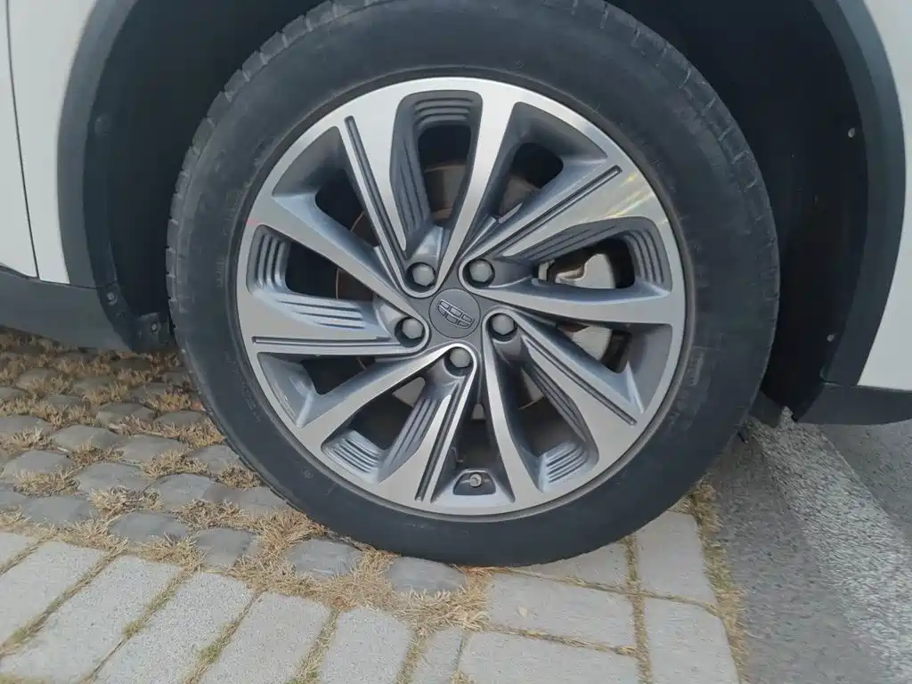 Geely Jiaji New Energy 2019 2019 1.5TD PHEV Ultimate Edition