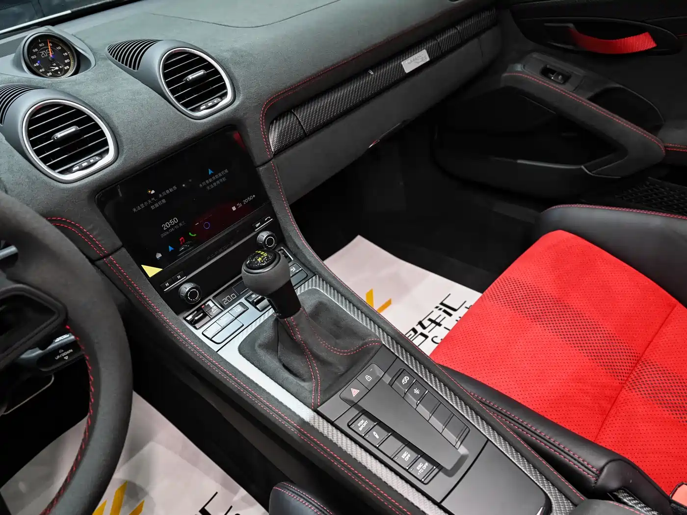 Porsche 718 2023 Spyder RS 4.0L фото 15