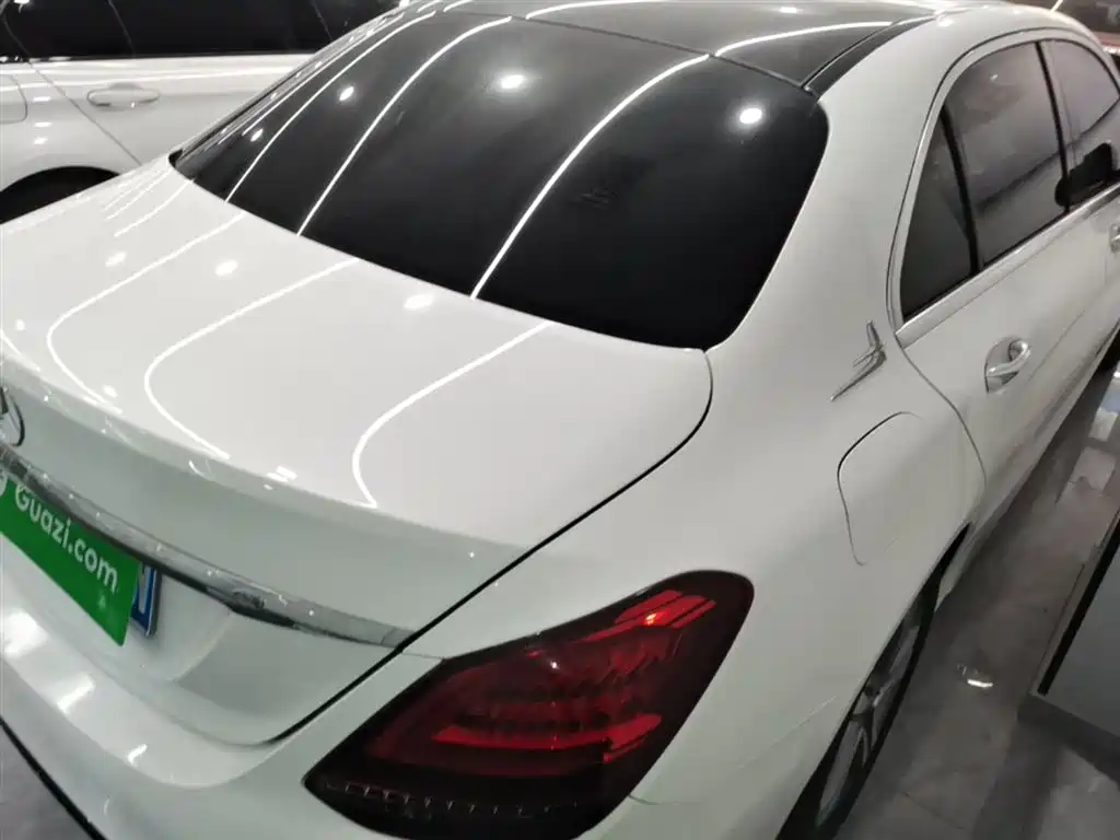 MERCEDES-BENZ CLASS C