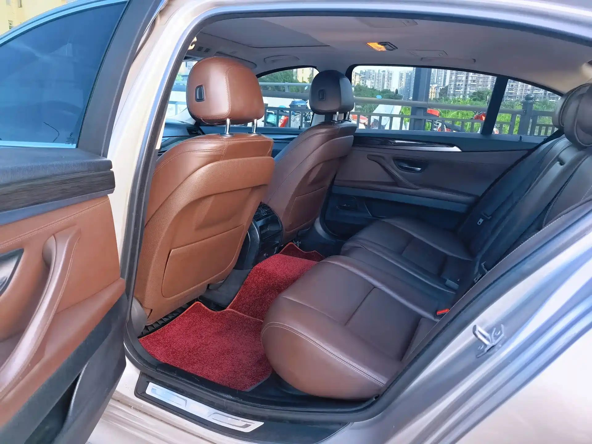 Фото 5 - BMW 5 Series