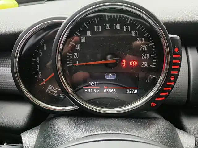 MINI 2016 1.5T COOPER 5-Door — фото 4