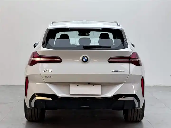 BMW X3 2025 xDrive30L Leading M Sport Package фото 8