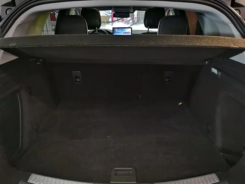 LINCOLN ADVENTURER