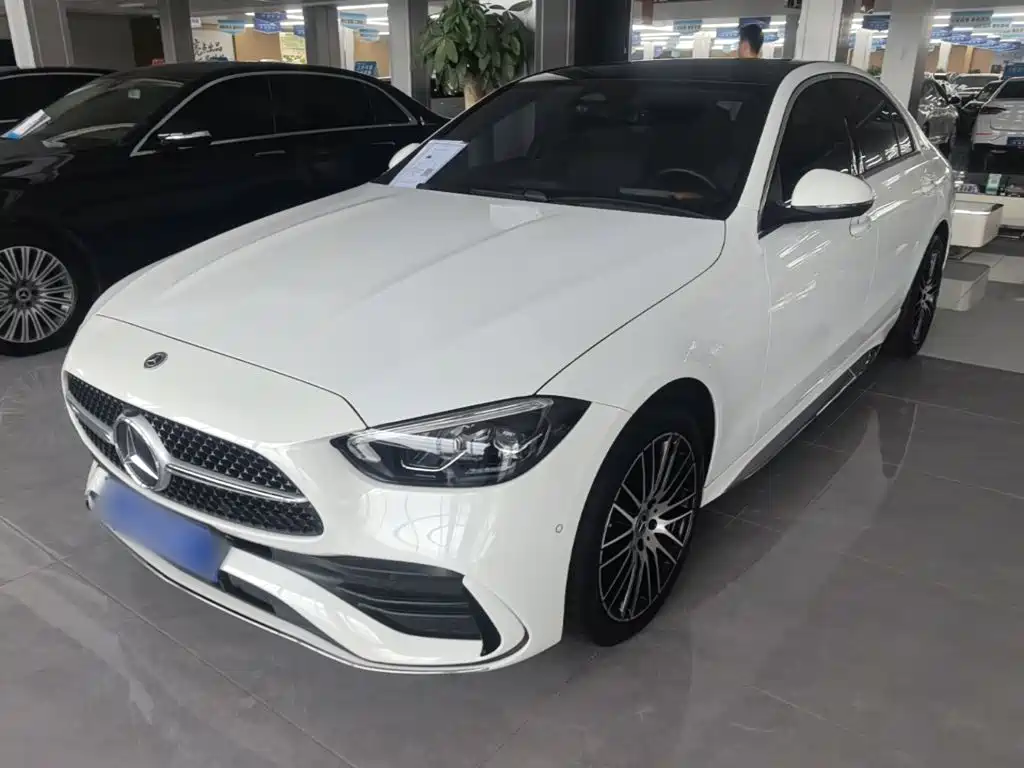 Фото 1 - Mercedes-Benz C-Class