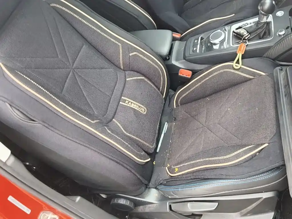Фото 25 - Audi Q2L e-tron