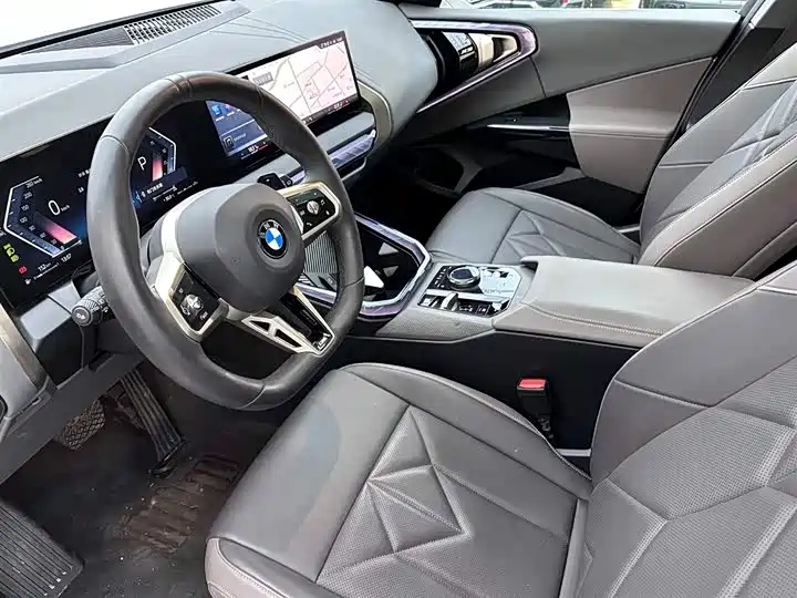 BMW X3 2025 xDrive30L Leading M Sport Package фото 4