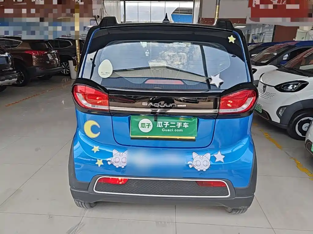 BAOJUN E100