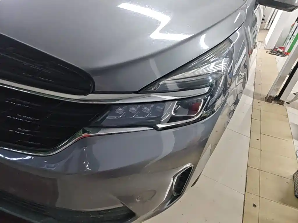 Фото 24 - Buick GL8