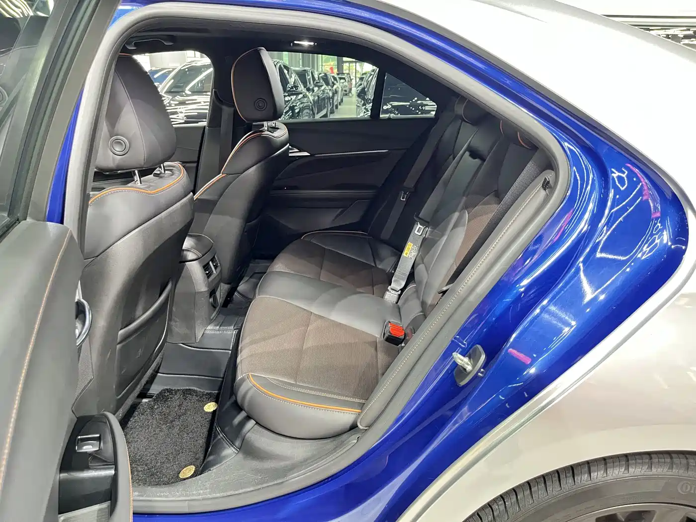 CADILLAC CT4
