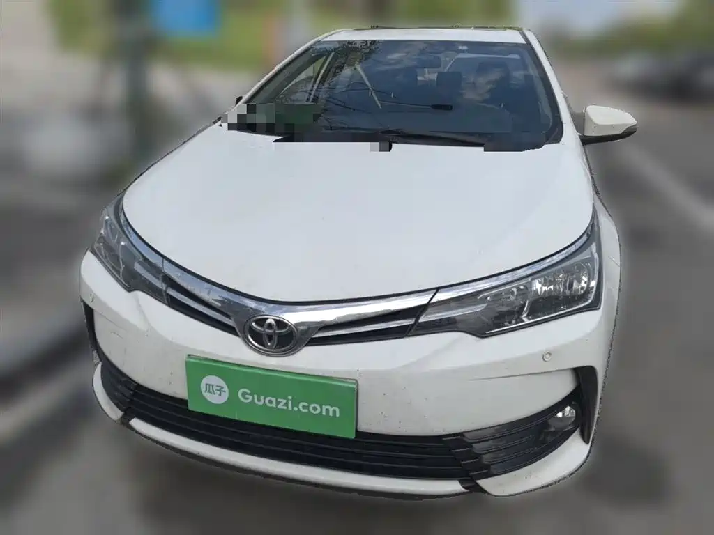 Toyota Corolla 2017 Facelift 1.2T S-CVT GL-i фото 3