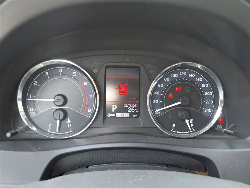Toyota Corolla 2017 Facelift 1.2T S-CVT GL-i фото 8