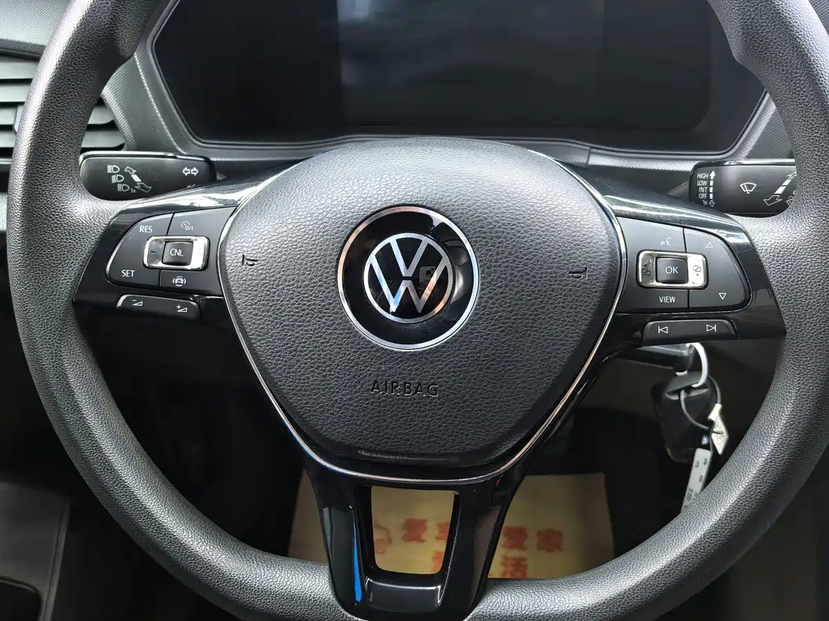 Volkswagen T-Cross 2023 1.5L Automatic Trend Edition фото 14