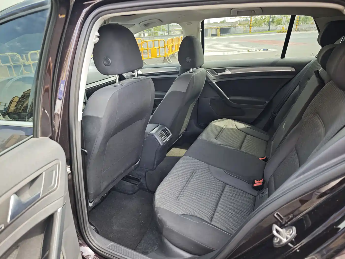 Volkswagen Golf 2016 1.6L Automatic Comfort фото 8