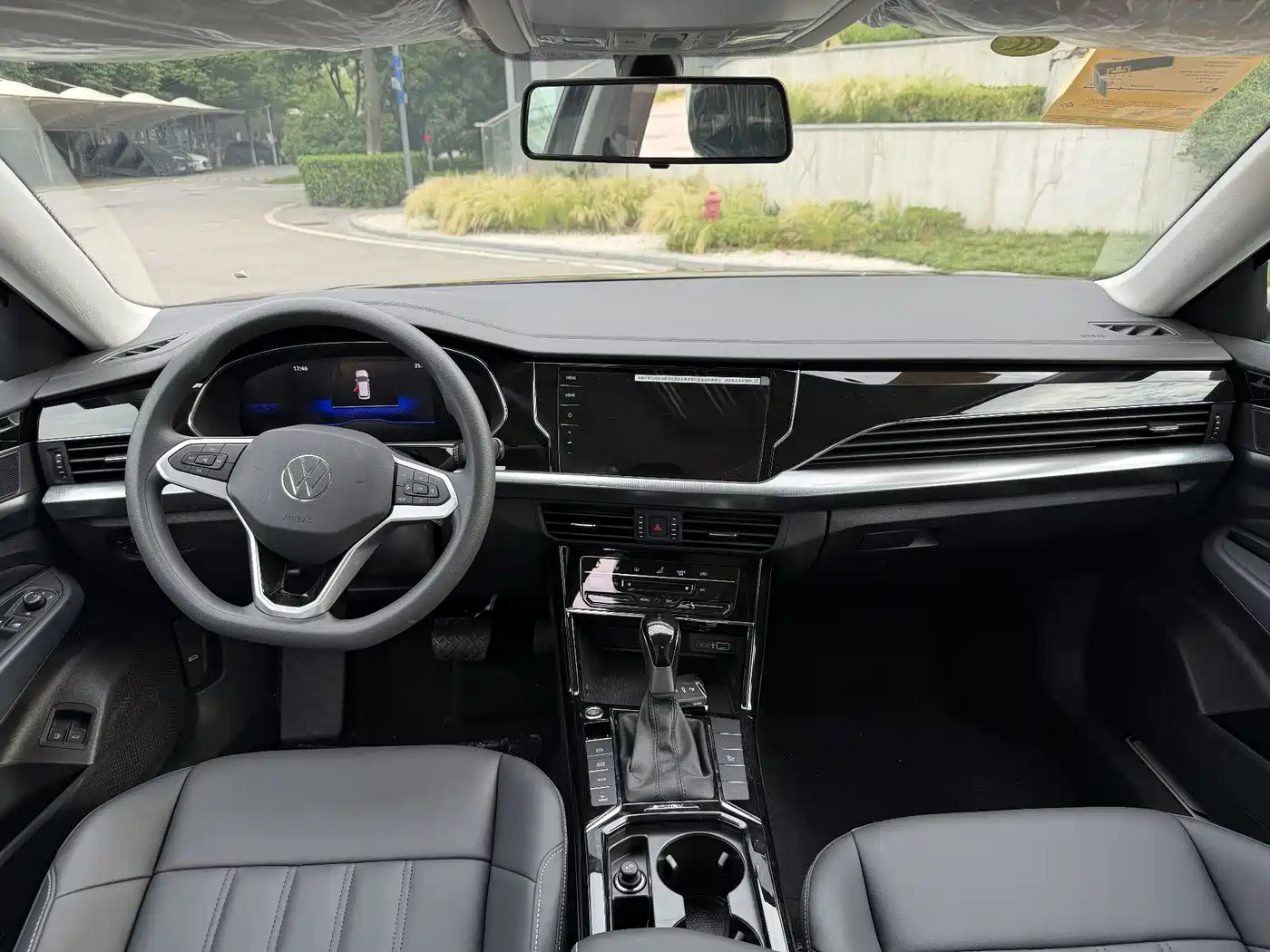 VOLKSWAGEN PASSAT NEW ENERGY
