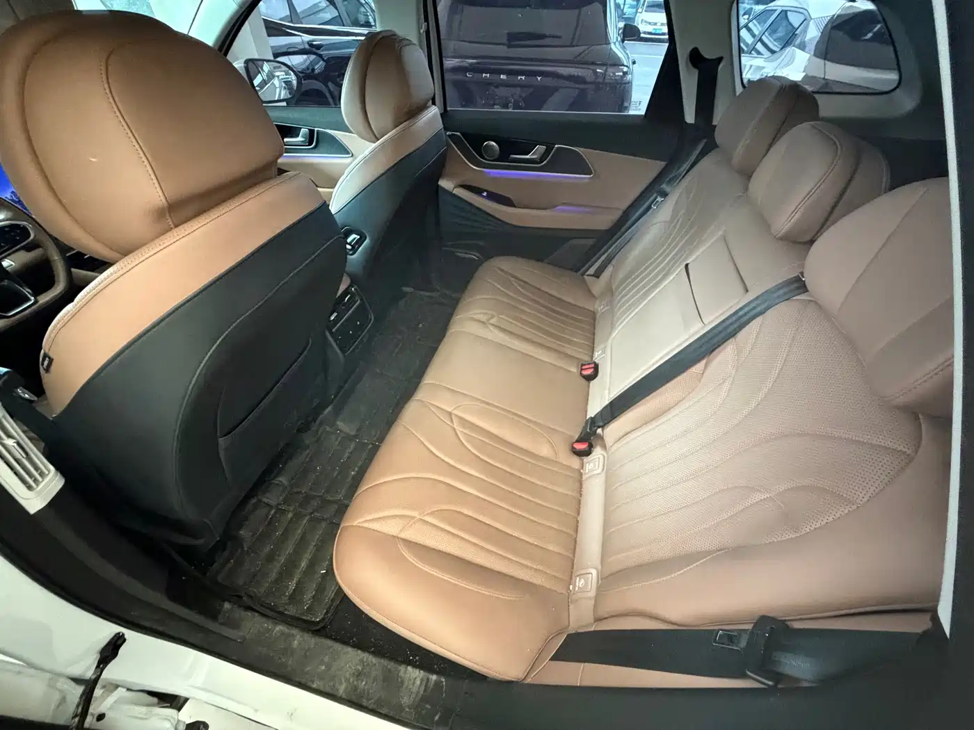Chery Tiggo 8L 2024 2024 2.0T 2WD Premium 5-seater