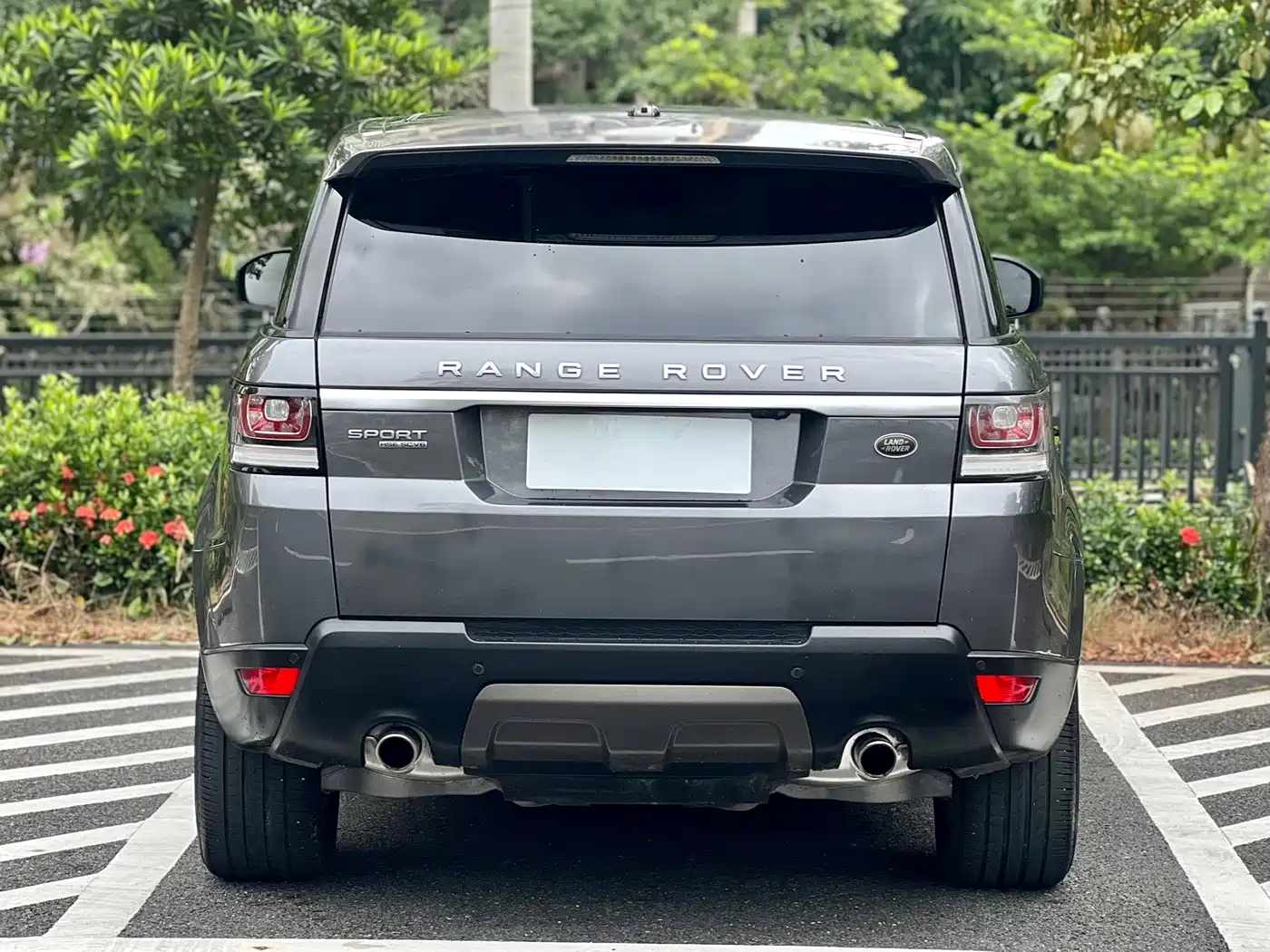 Land Rover Range Rover Sport 2016 Model 3.0 SC V6 HSE фото 8