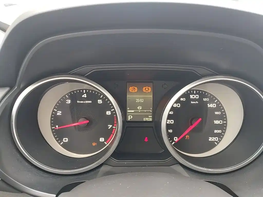 MG Roewe RX5 2019 2019 20T Automatic Luxury Xenon Version