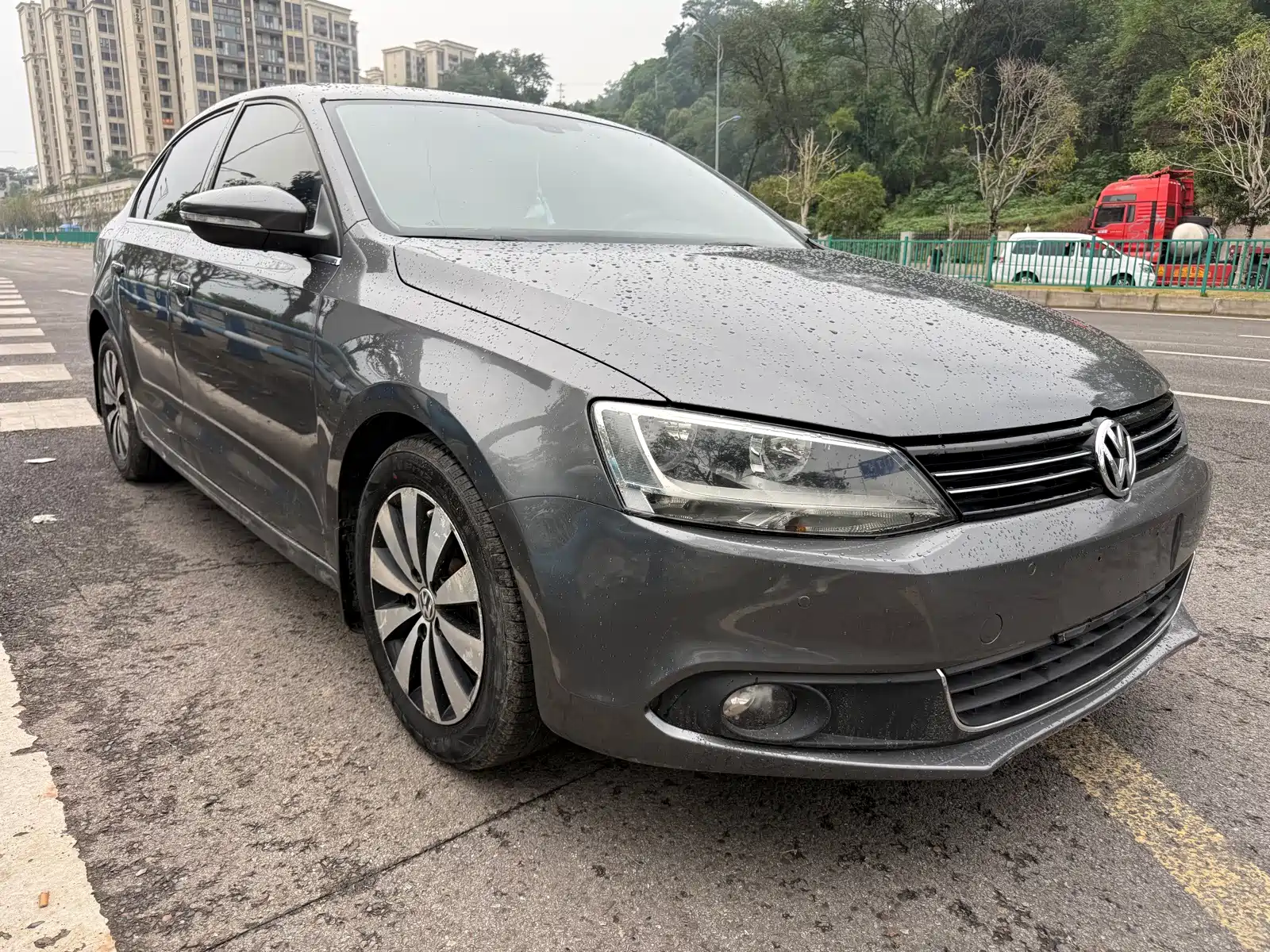 Photo 3 - Volkswagen Sagitar