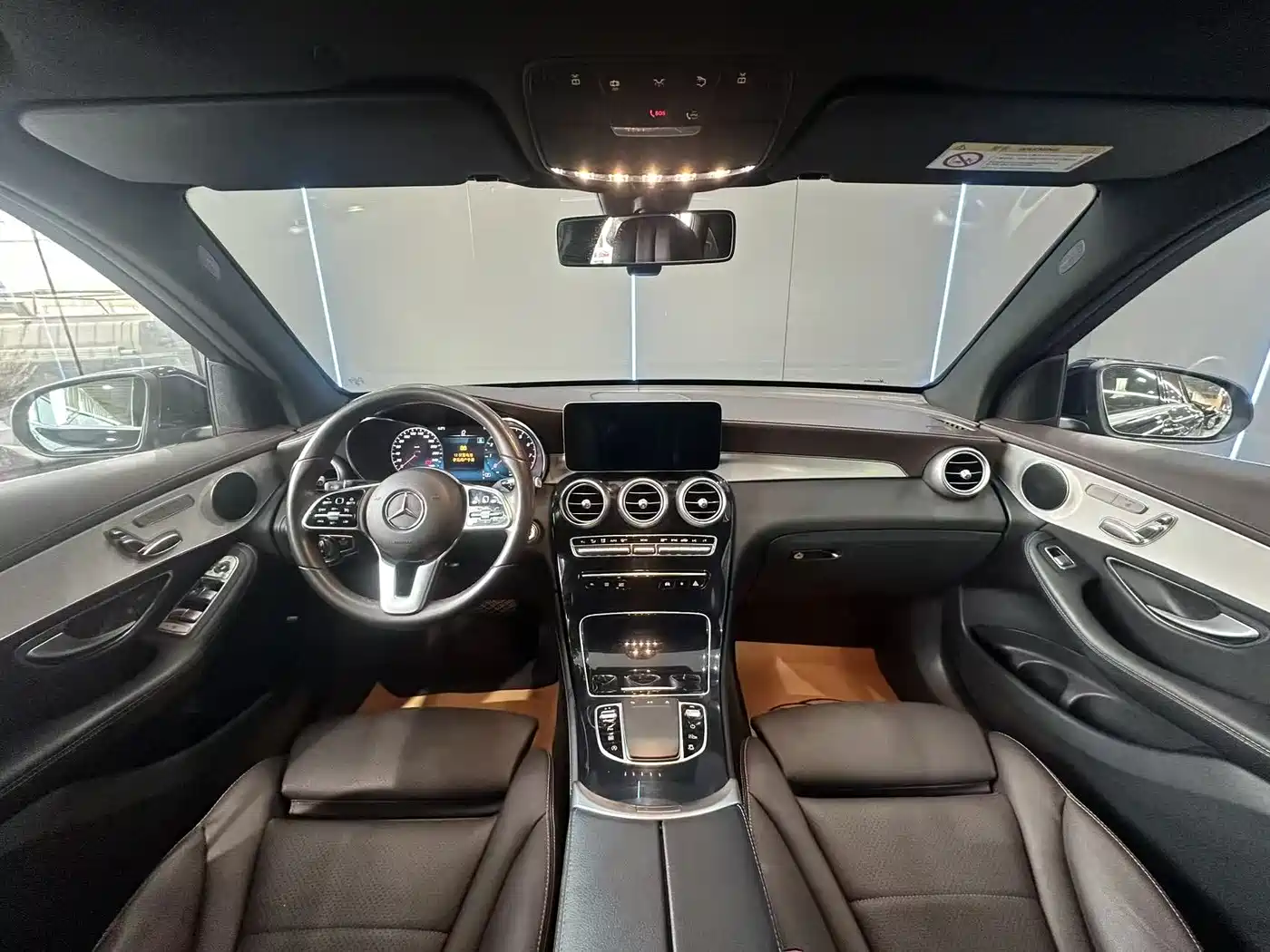 Mercedes-Benz GLC 2021 GLC 260 L 4MATIC Sporty фото 9