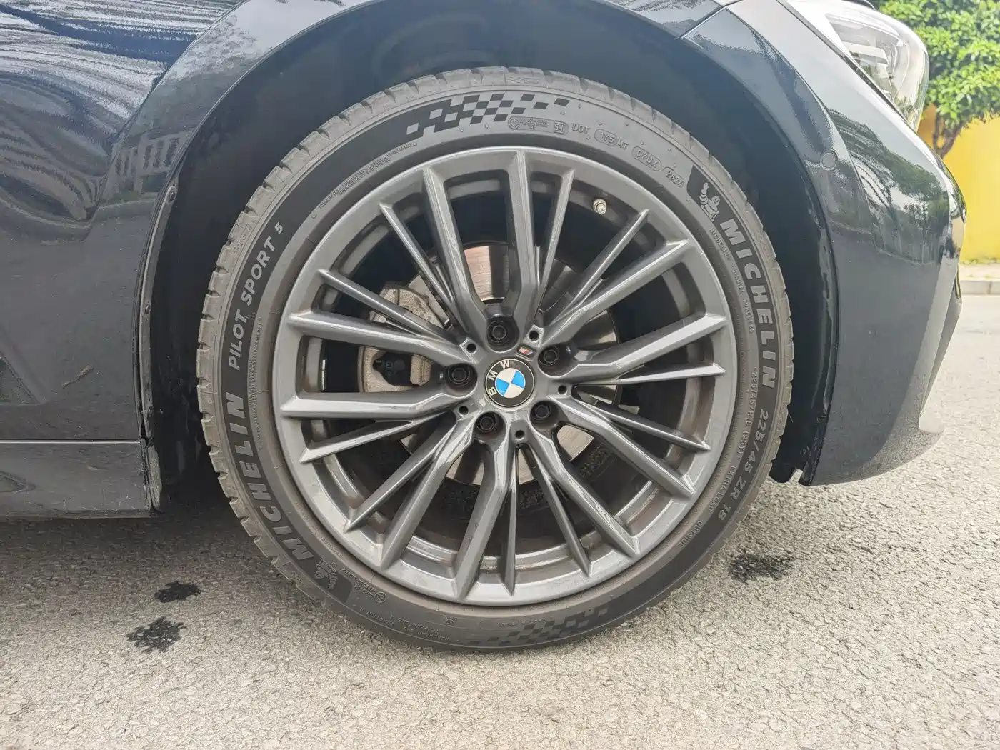 BMW 3 Series 2021 325Li M Sport Night Edition фото 16