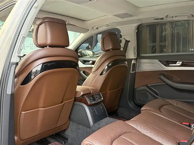 Audi A8 2013 A8L 45 TFSI quattro Comfort фото 14