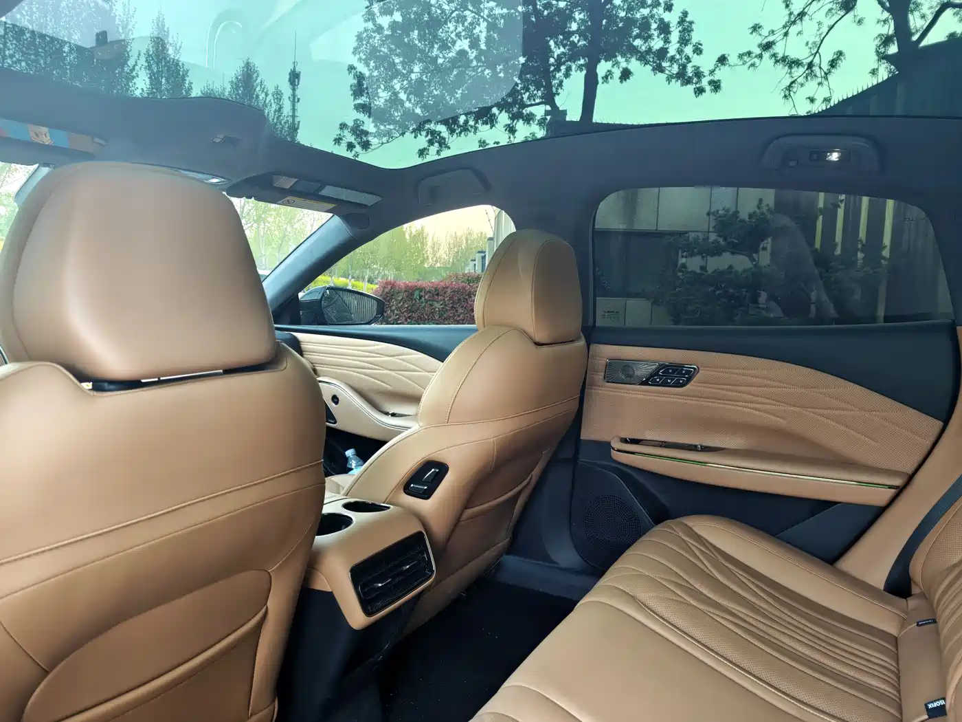 GEELY GALAXY GALAXY SPARKLE 8