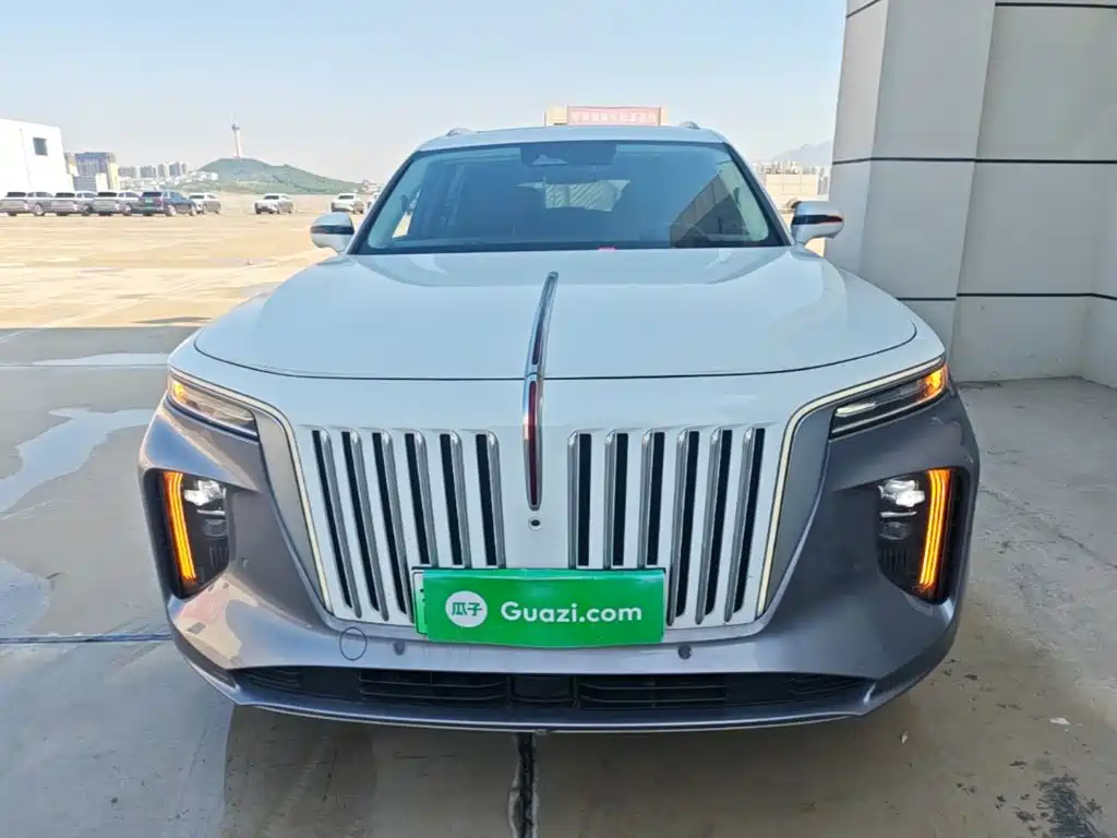 2023 Hongqi E-HS9