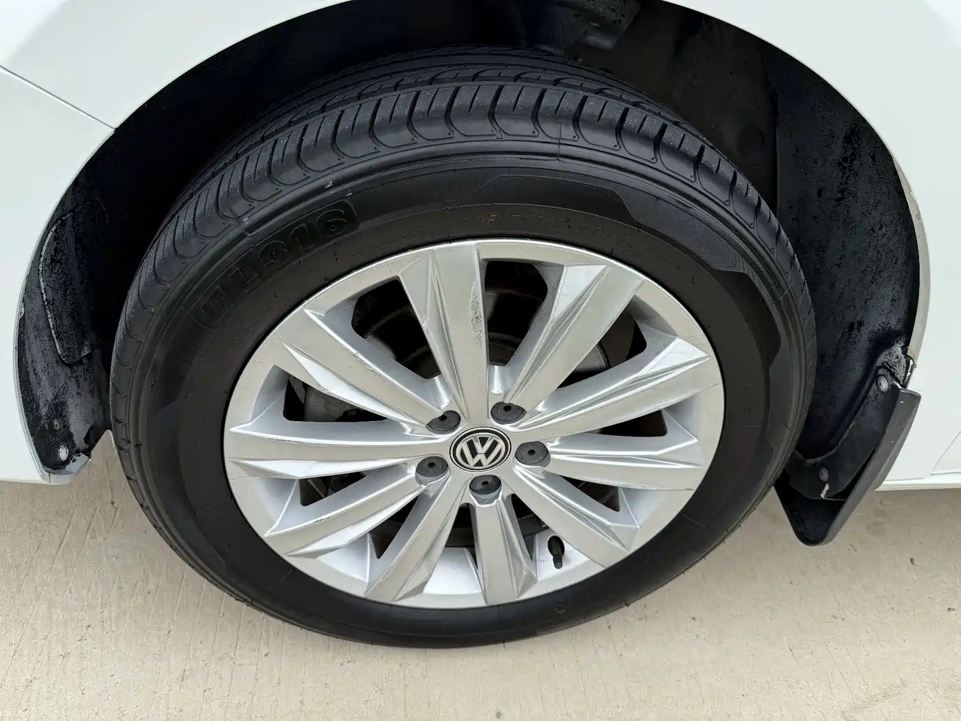 Volkswagen Bora 2018 1.5L Automatic Comfort фото 10