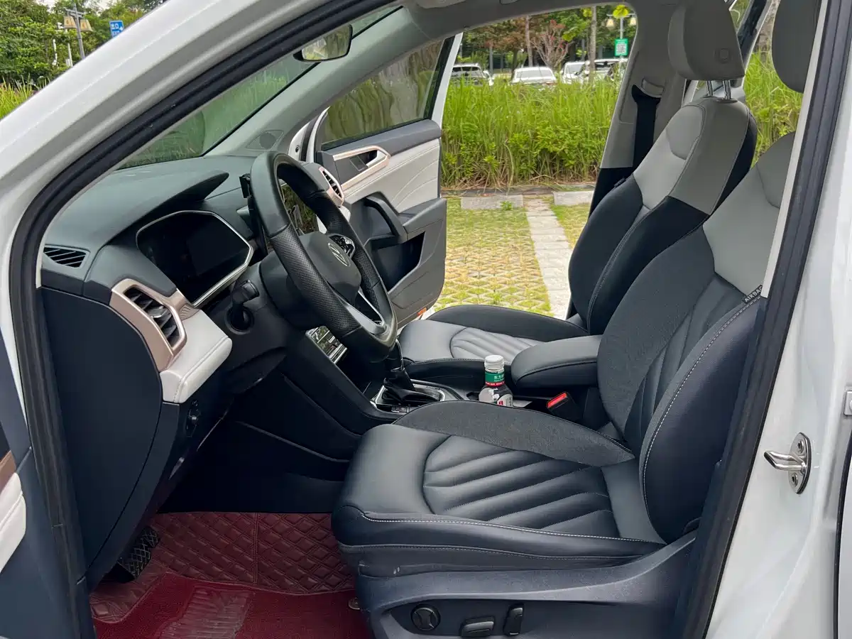 Volkswagen Tharu, миниатюра 6