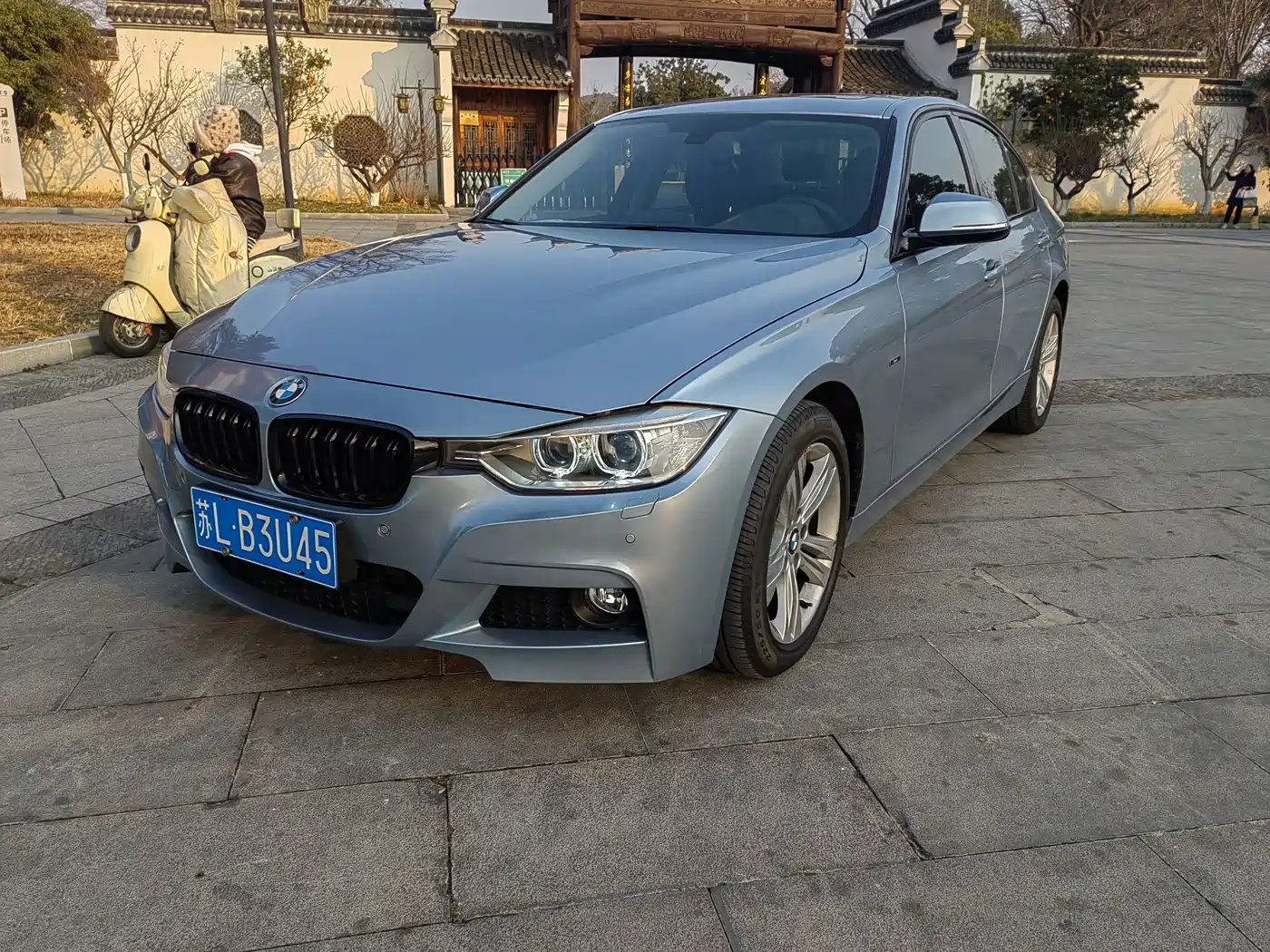 BMW 3 Series (Import) 2013 328i Sport Design Package фото 2