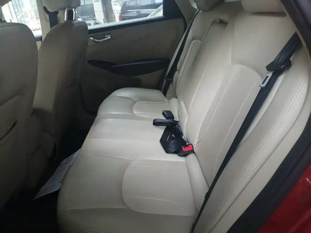 Chery Arrizo 7 2014 2013 1.6L CVT Stylish