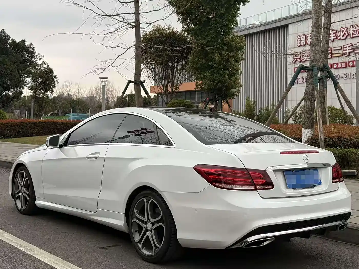 Mercedes-Benz E-Class (Import) 2014 E 200 Coupe фото 8