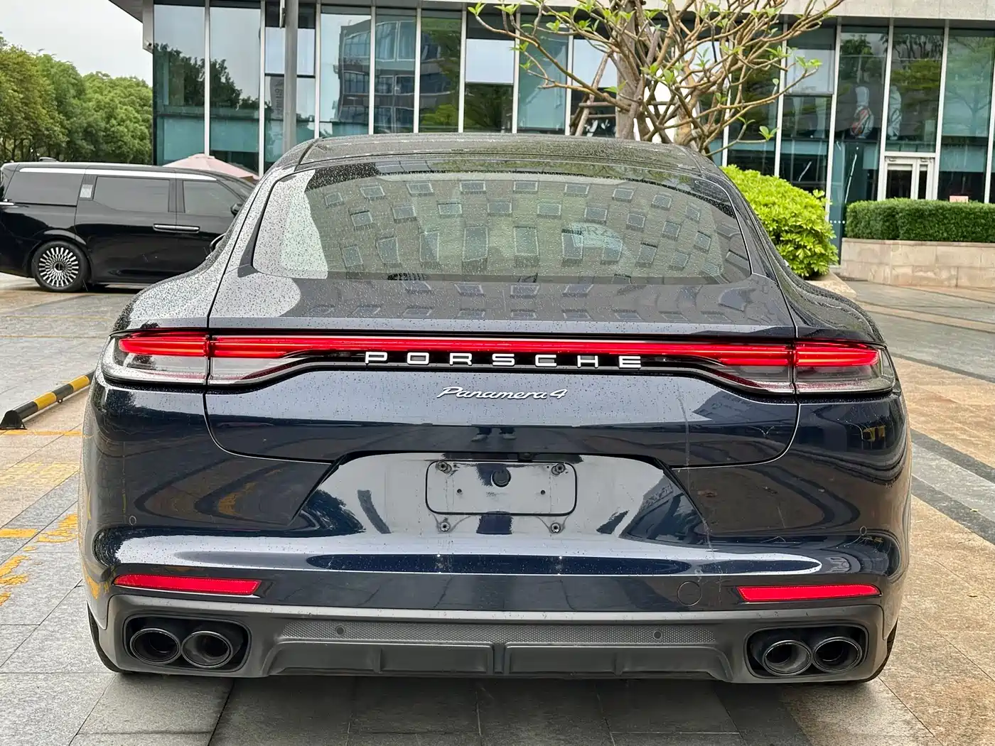 Porsche Panamera 2021 Panamera 4 Executive Long Wheelbase 2.9T фото 15
