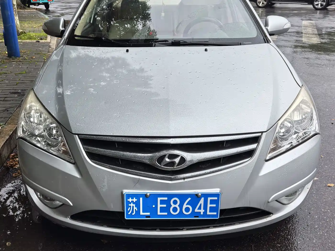 Hyundai Elantra 2010 2011 1.6L Automatic Luxury