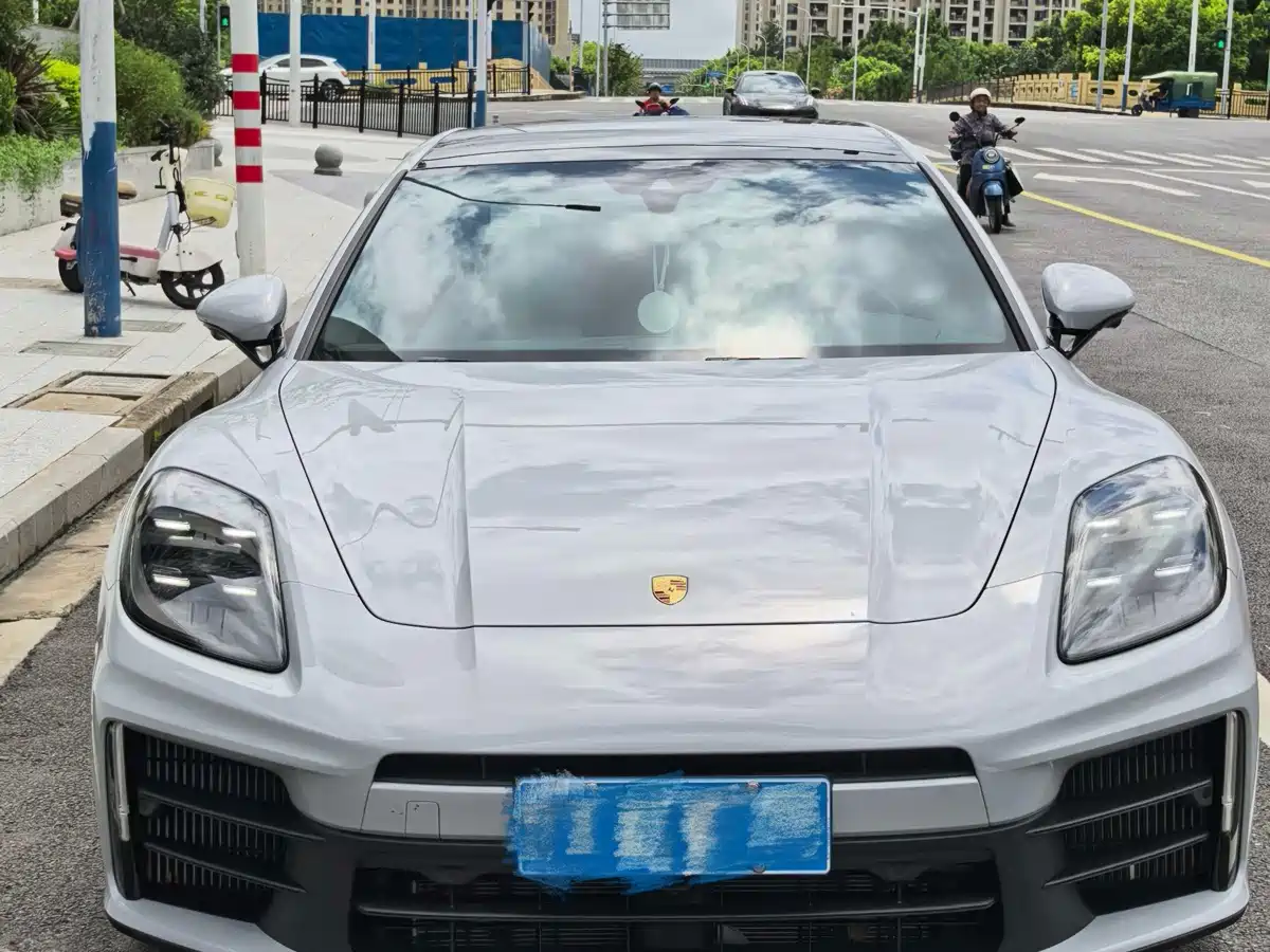 2026 Porsche Panamera