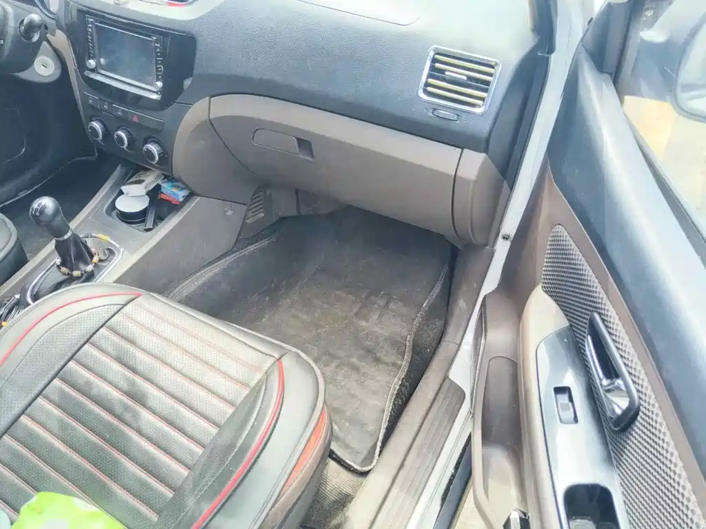 FAW Senya S80 2016 2014 1.5L Manual 7-seater Classic Edition