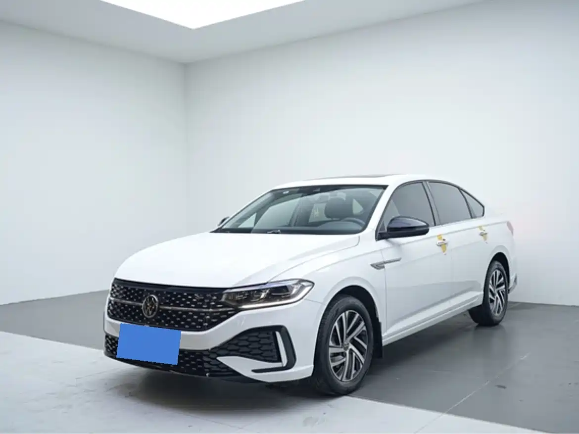 Volkswagen Lavida 2024 Model 300TSI DSG Starlight Full Comfort Edition фото 2