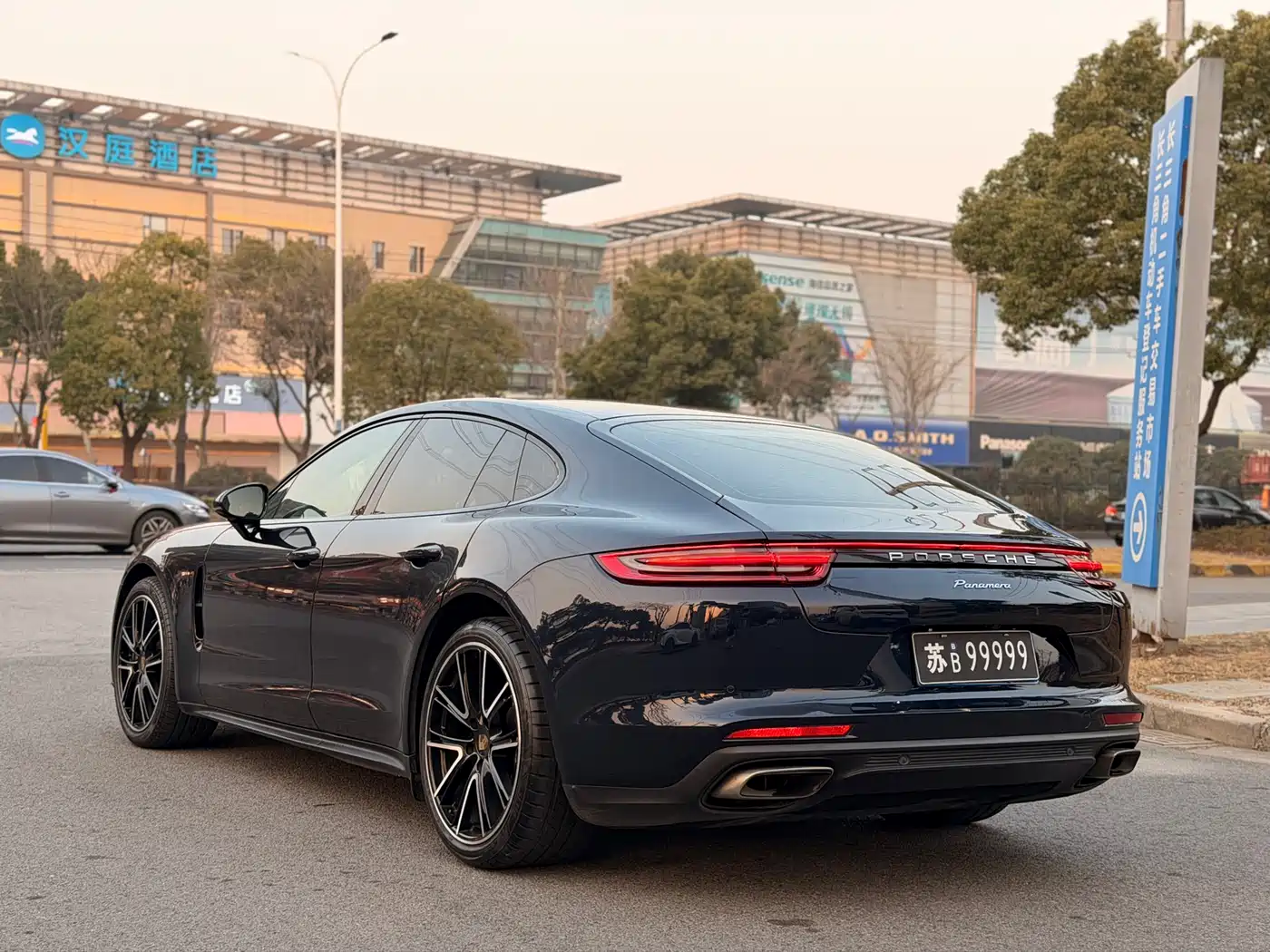Porsche Panamera 2019 Panamera 2.9T фото 7