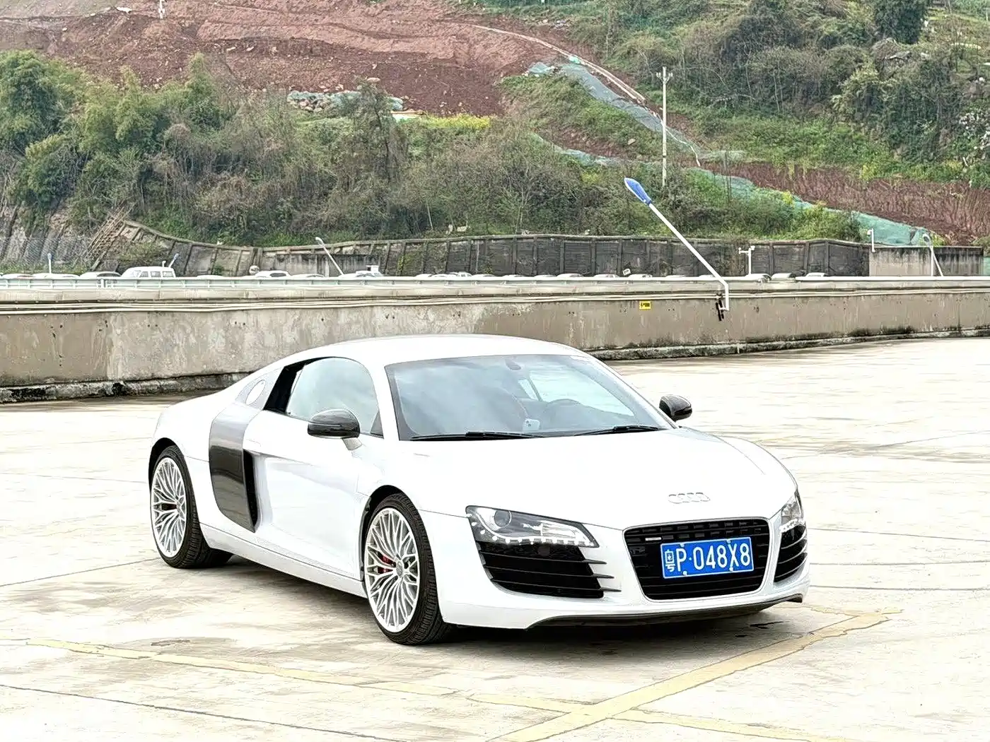 Audi R8 2007 4.2 FSI quattro фото 3