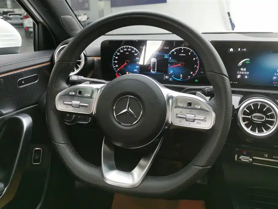 Mercedes-Benz A-Class 2022 Facelift II A 200 L Sport Sedan Fashion фото 15