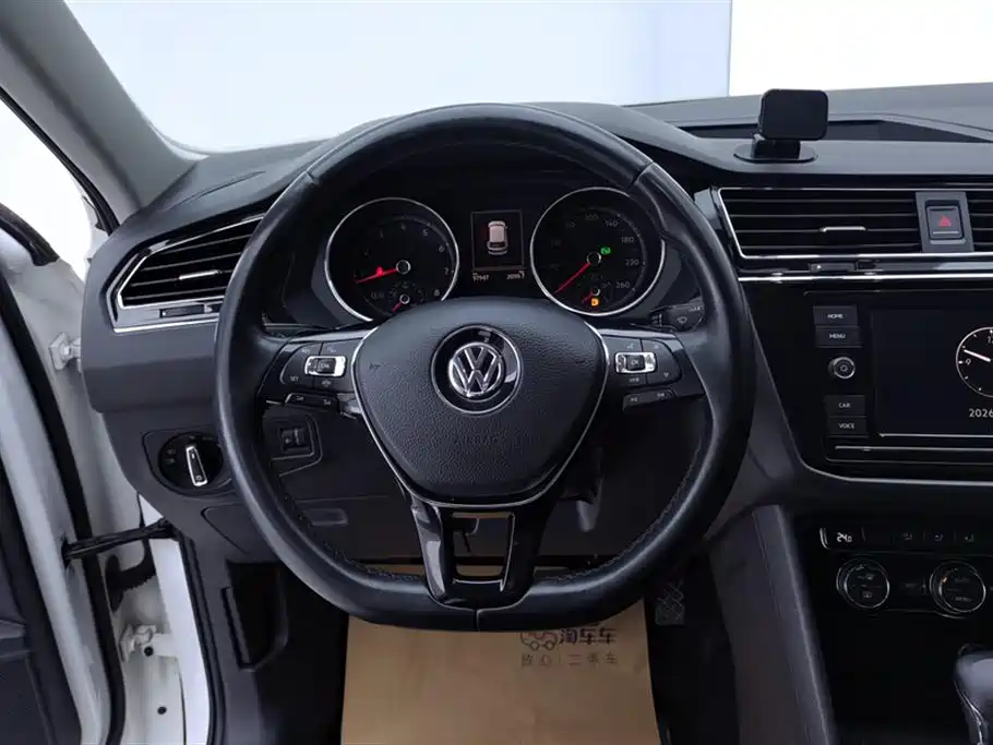 Volkswagen Tiguan L 2018 280TSI Automatic 2WD Comfort фото 15