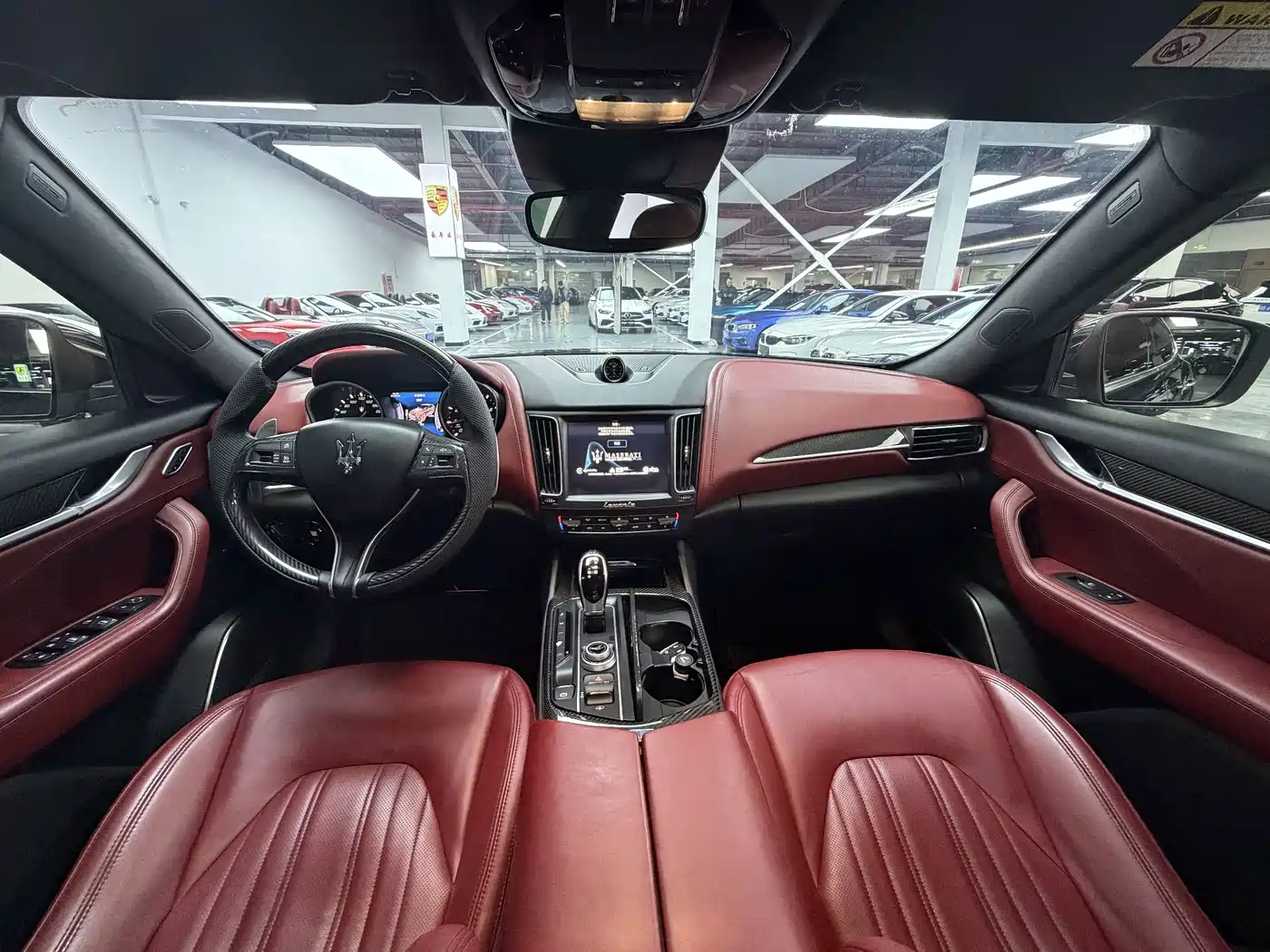 Maserati Levante 2016 3.0T Standard фото 12