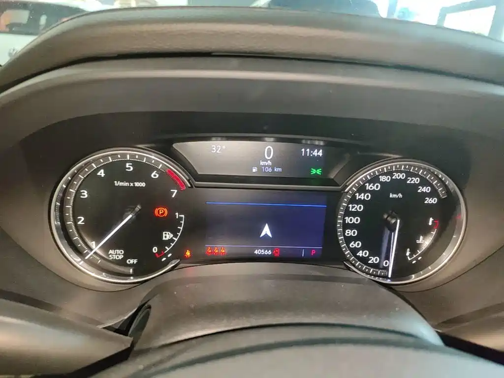Cadillac CT4 2022 2022 28T Fashion Style