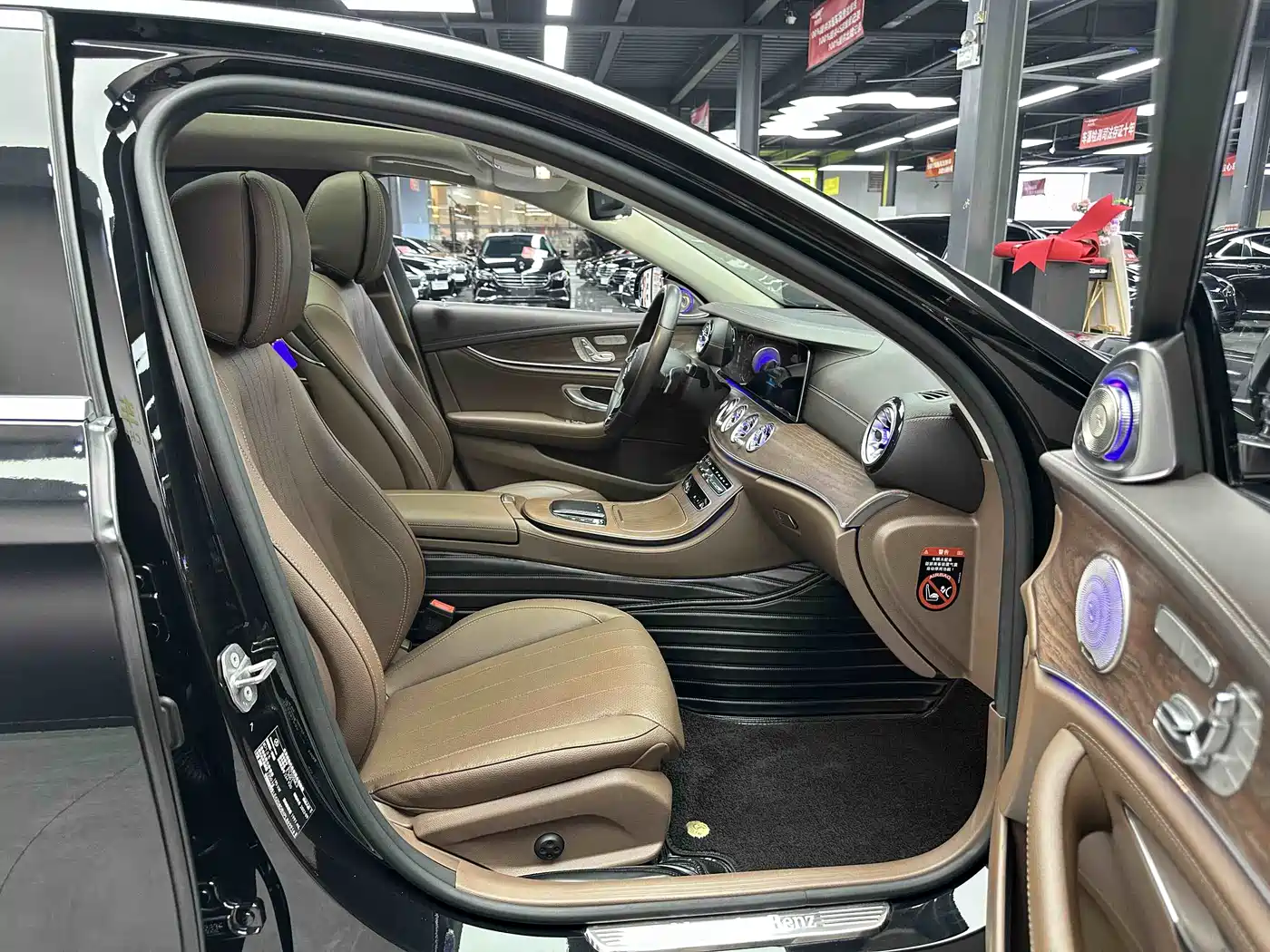 Mercedes-Benz E-Class 2023 E 300 L Luxury фото 7