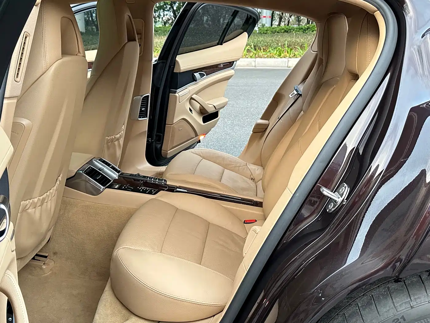 Porsche Panamera 2010 Panamera 3.6L фото 15